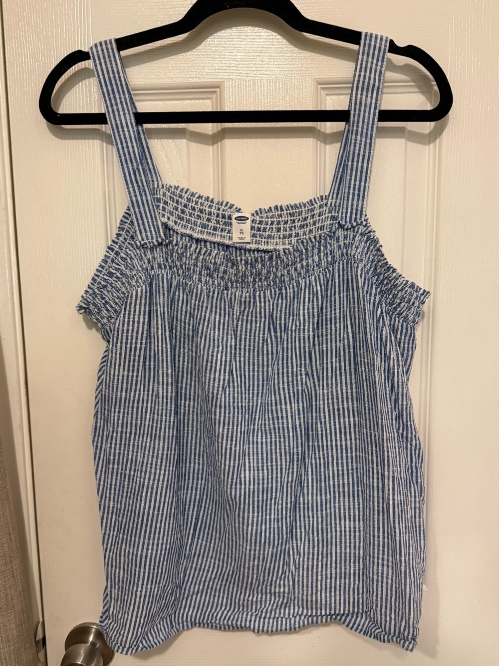 Old Navy Striped Flowy Tank Top XL